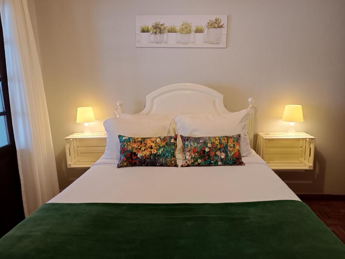 Sao Miguel Do Geres Hotell Exteriör bild