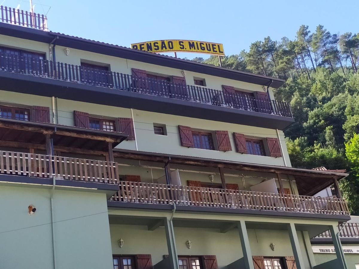 Sao Miguel Do Geres Hotell Exteriör bild